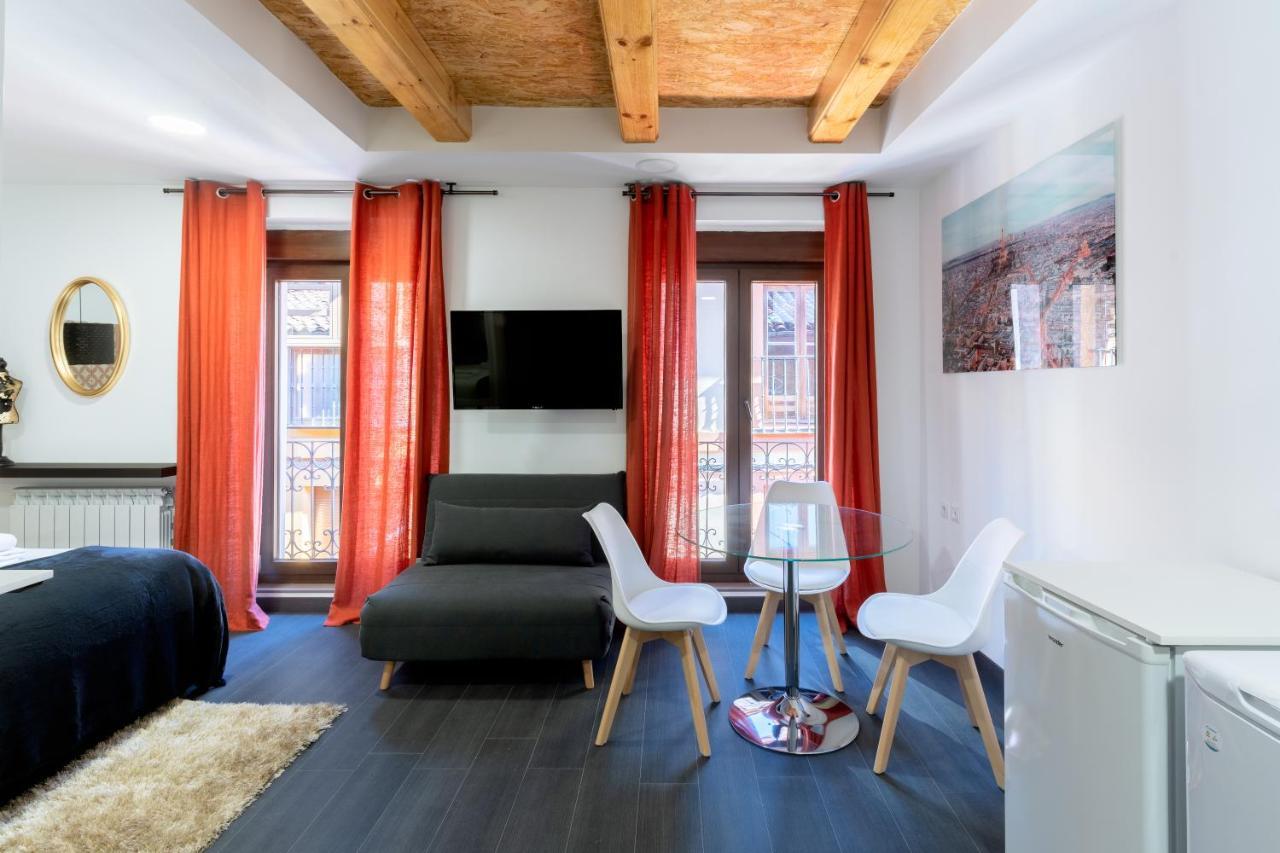 Housingleon - Five Rooms Extérieur photo